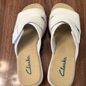 Womens Clarks Sandals Size 8